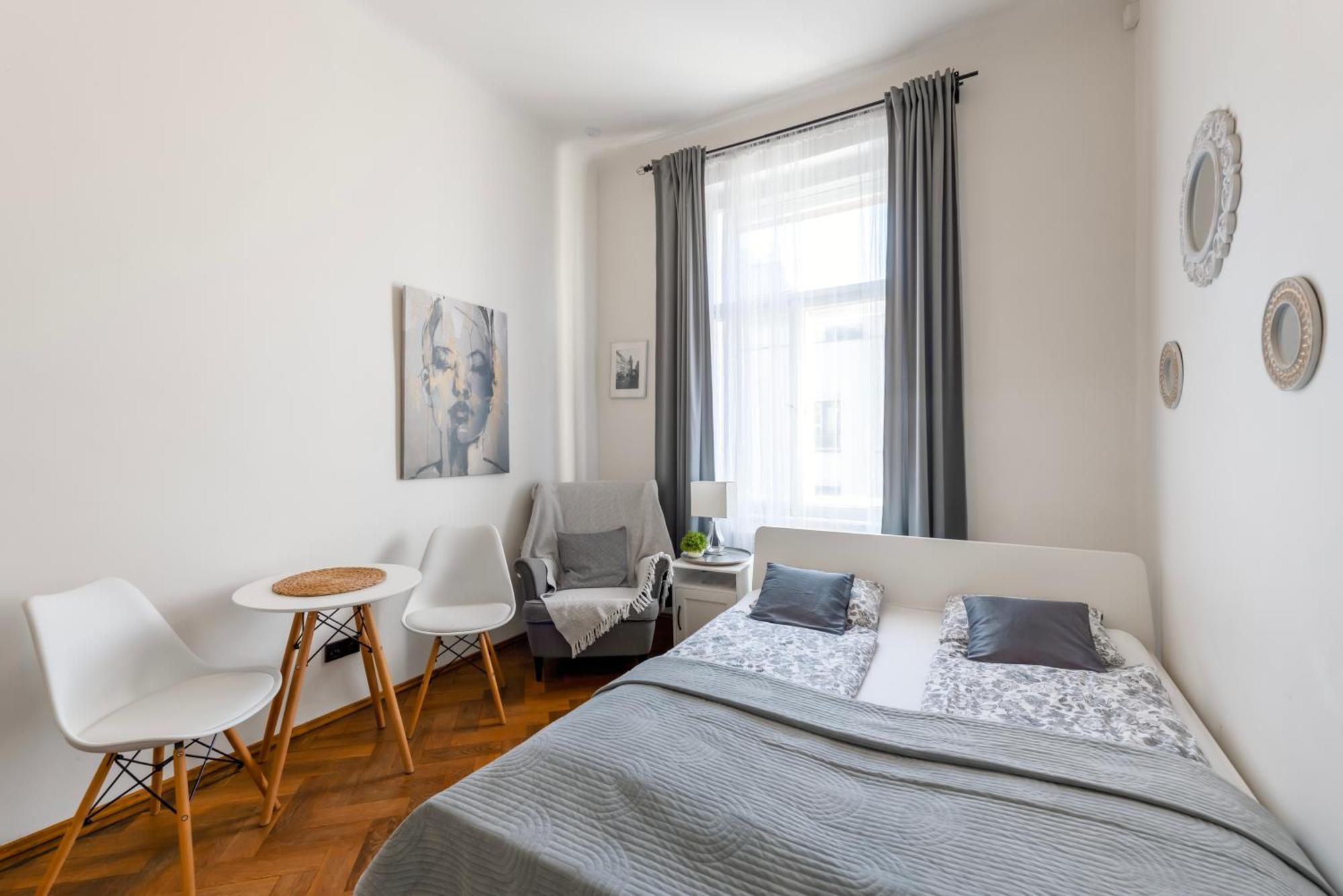 Awesome Stay Studios Praha Bagian luar foto